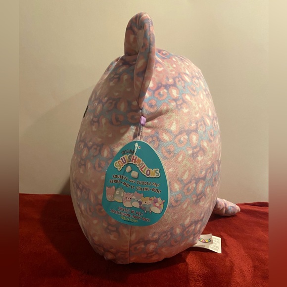 Michaela the Cheetah Squishmallow - Picture 2 of 6